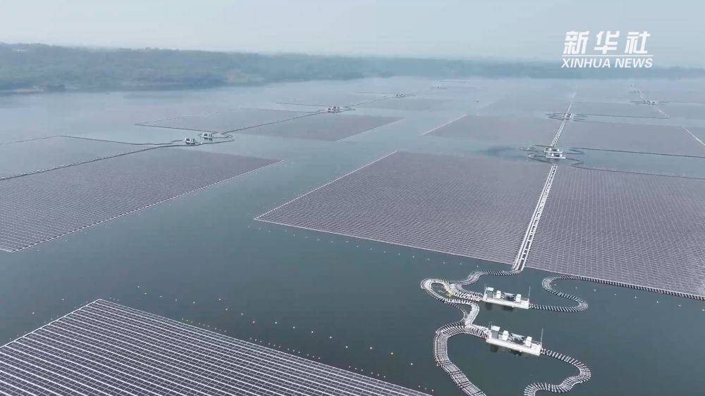 中企承建的东南亚最大漂浮光伏项目助力印尼当地发展