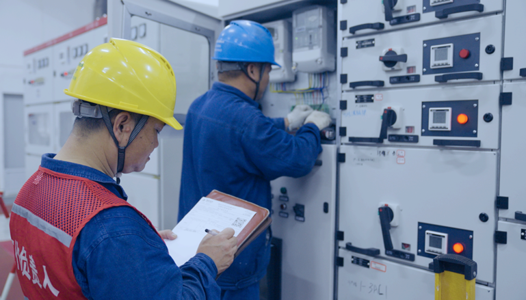 用户侧长时储能项目并网，助力企业降本增效