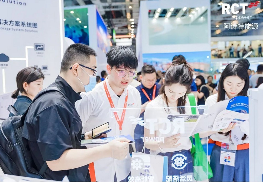 共赴零碳！阿诗特能源携新品L1000惊艳亮相SNEC国际储能两会