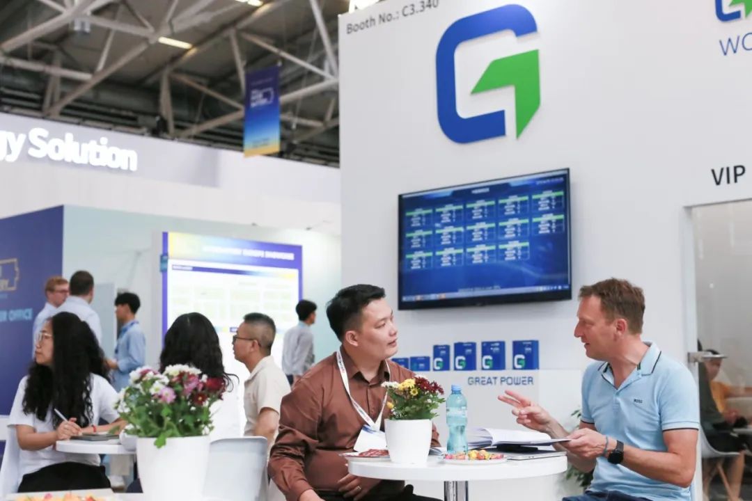 Intersolar Europe 2024 | 鹏辉能源海外全栈储能新品亮相德