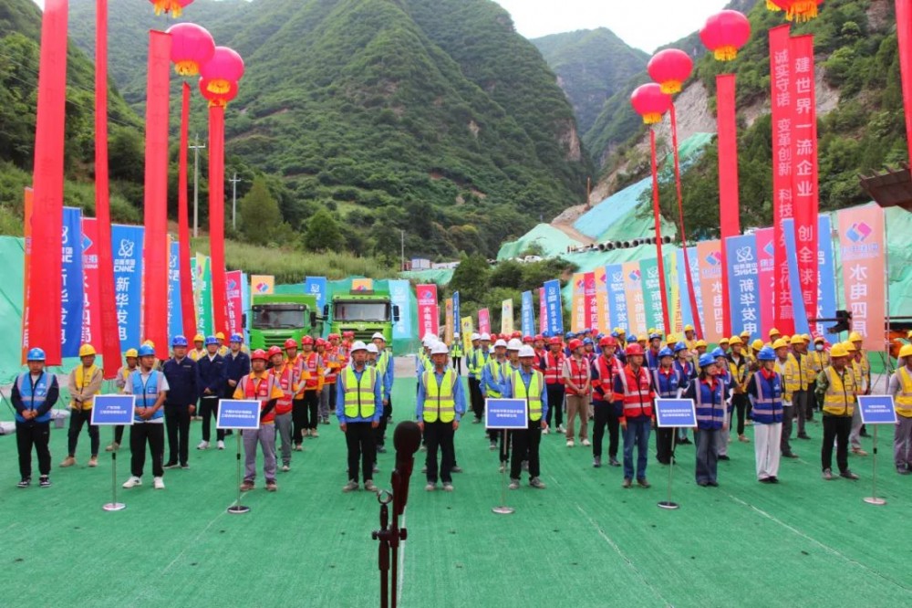 “蓄”势待发！黄龙抽水蓄能电站上下库连接道路顺利开