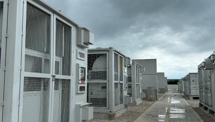 100MW/200MWh!江苏南通100MW级联型高压独立储能电站并网投运