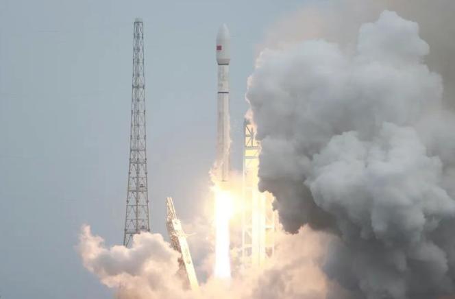 中国成功将卫星互联网低轨07组卫星发射升空