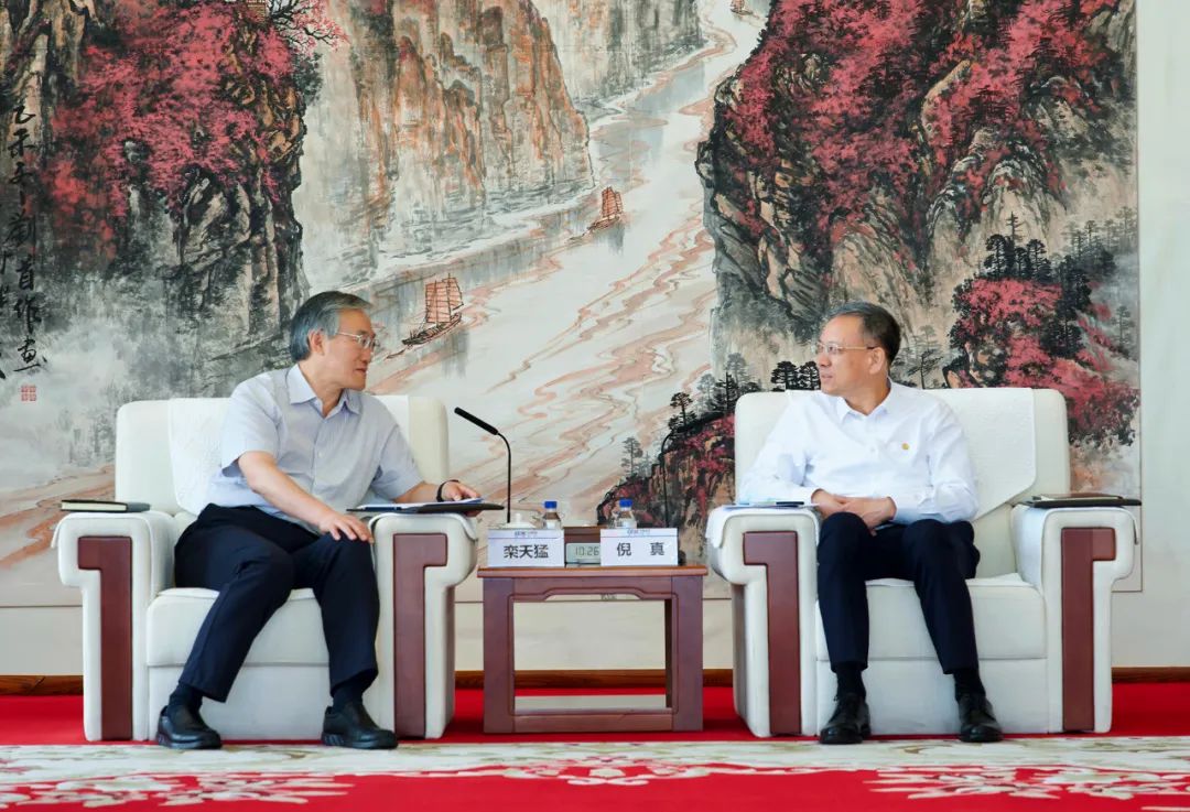 深化压缩空气储能等领域合作！倪真与赤峰市委副书记、市长栾天猛会谈