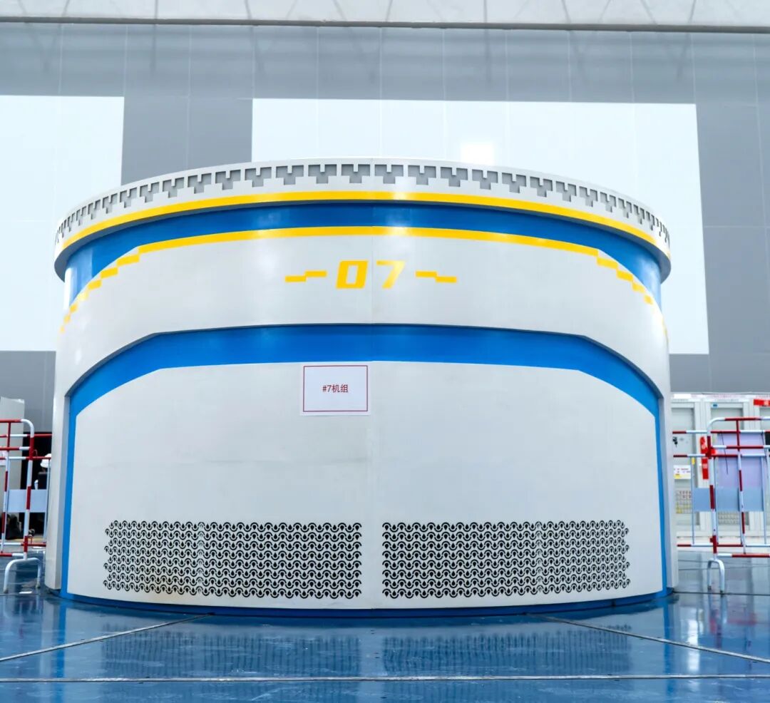 广东梅州抽水蓄能电站二期7号机组发电工况首次并网试验一次成功