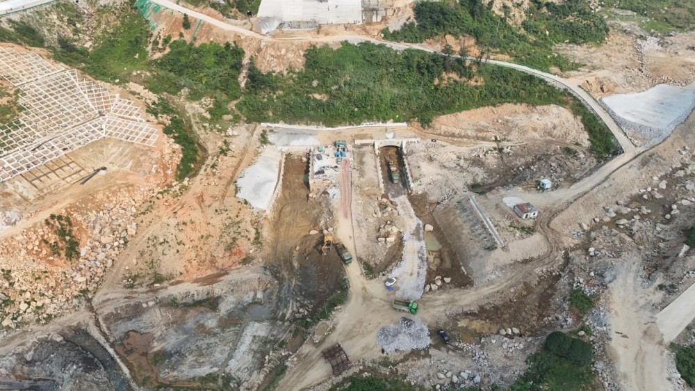 江西奉新抽水蓄能电站下库进出水口隧道开挖