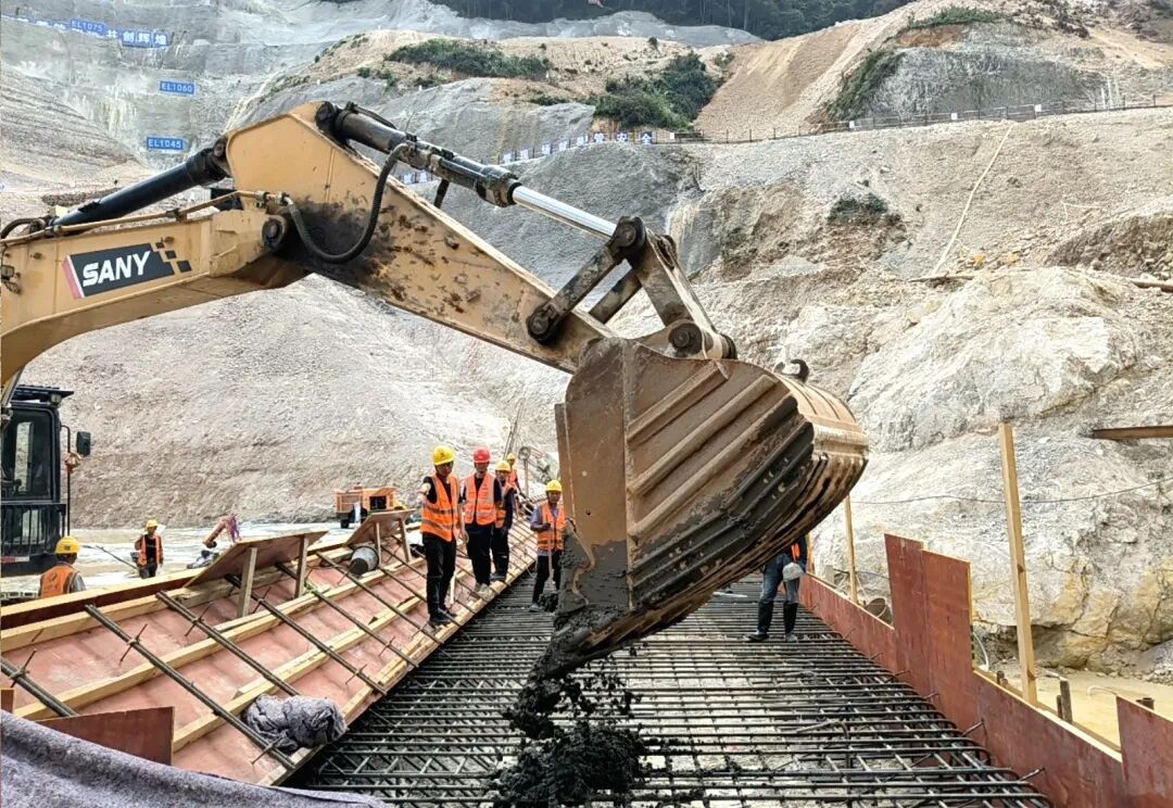 贵州黔南抽水蓄能电站拉开下水库大坝混凝土主体结构施工序幕