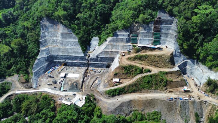 中国能建葛洲坝三峡建设公司承建的印尼上西索凯抽水蓄能电站交通洞开挖进尺突破百米